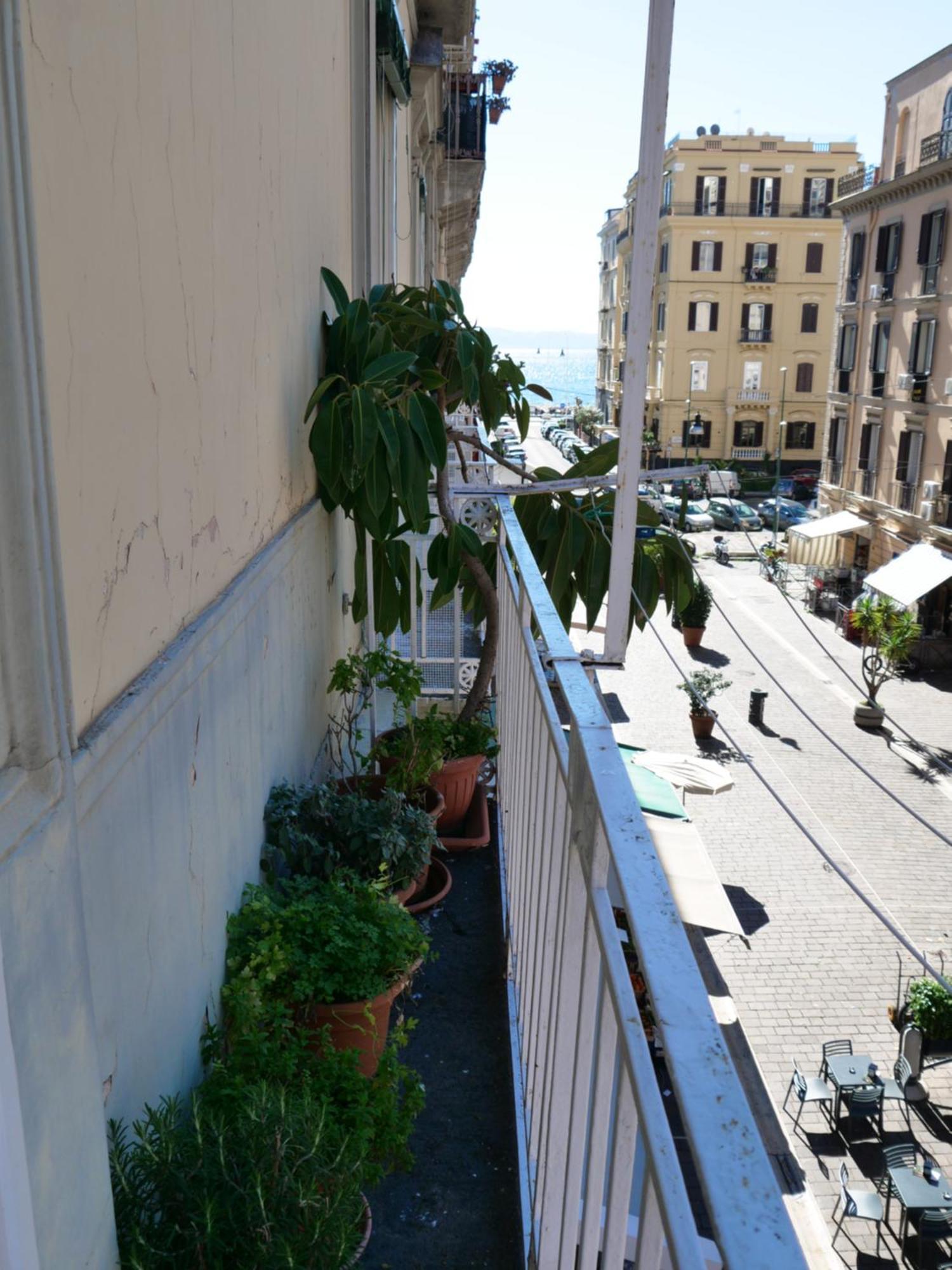 那不勒斯Salotto Sommer住宿加早餐旅馆 外观 照片